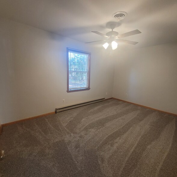 Building Photo - 1252 Gatewood Rd