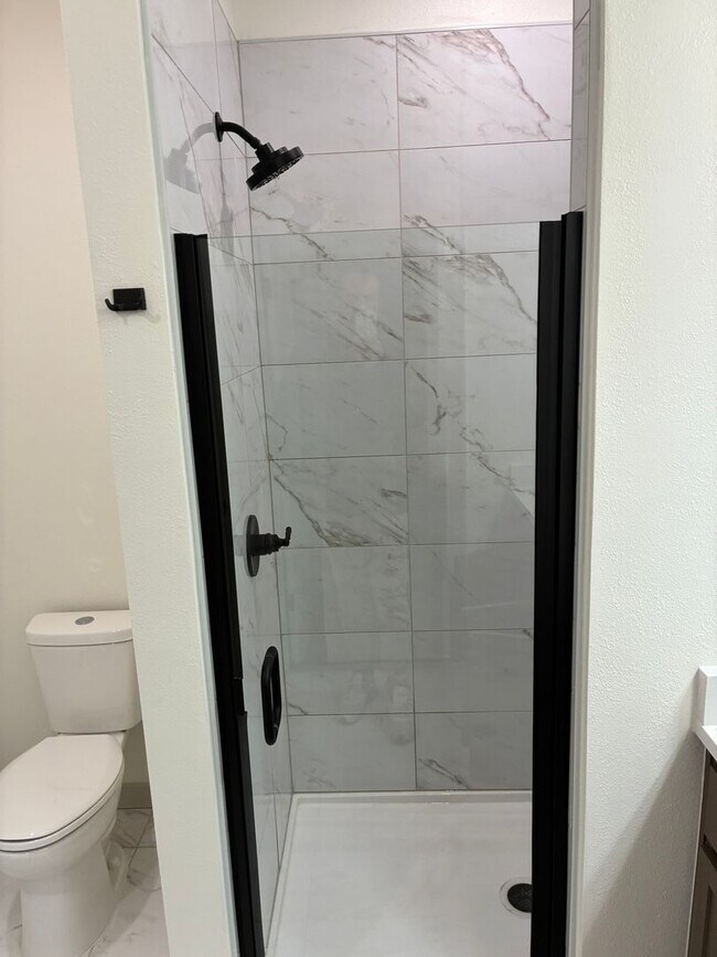 Building Photo - Brand new 2 bed 2 bath home - Springfield MO