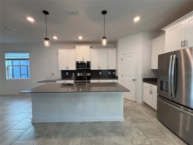 Building Photo - 11157 Lore Wy