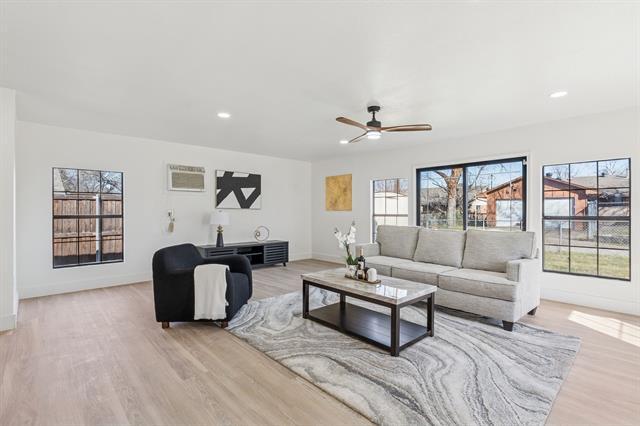 Building Photo - 3716 Ovid Ave