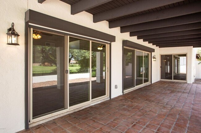 Building Photo - 1383 N Calle Hermosa