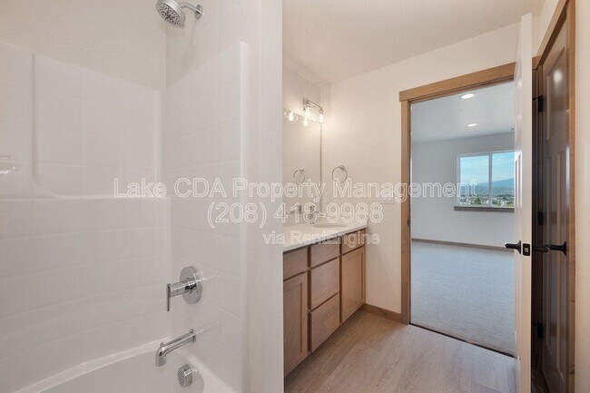 Building Photo - 3592 Blaze Lp