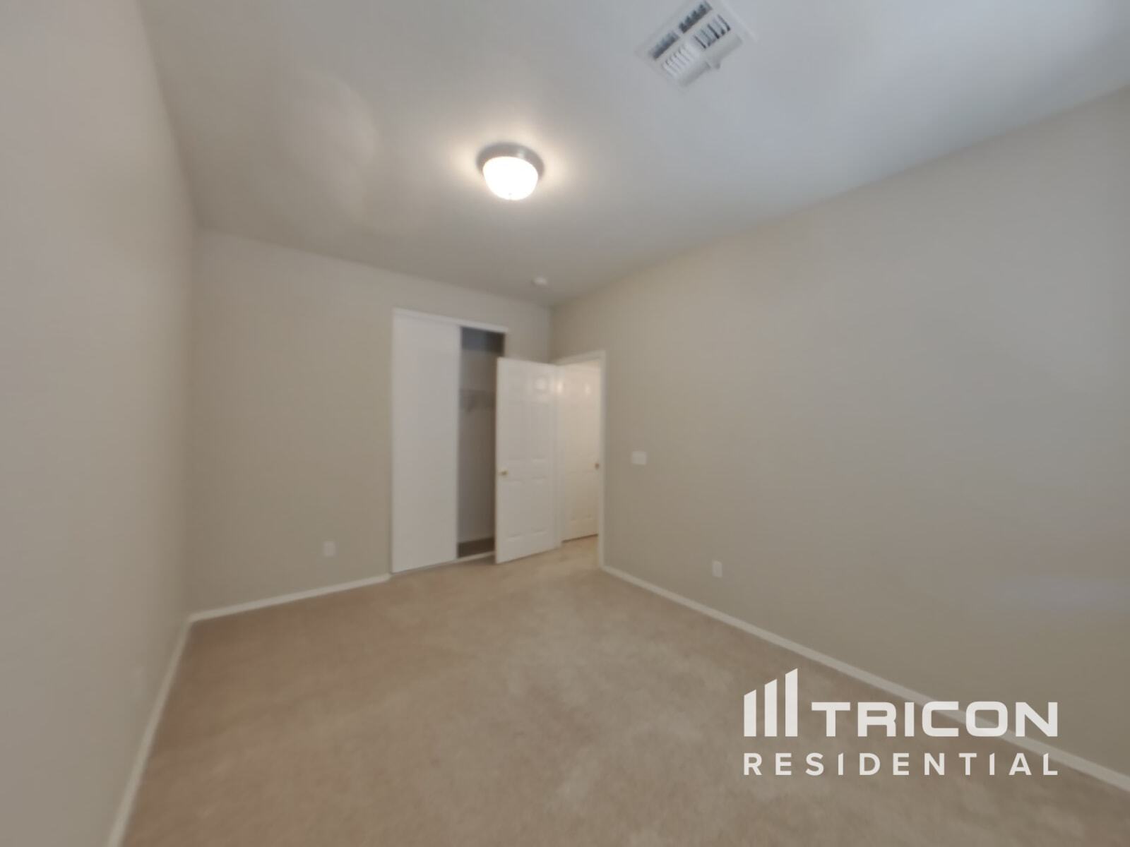 Building Photo - 962 E Cowboy Cove Trail