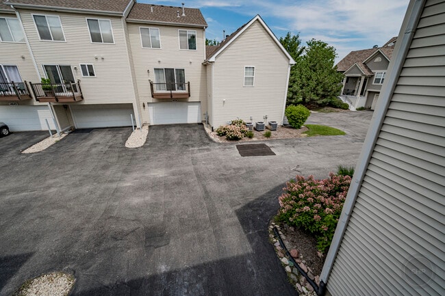 Building Photo - 14626 Paul Revere Ln