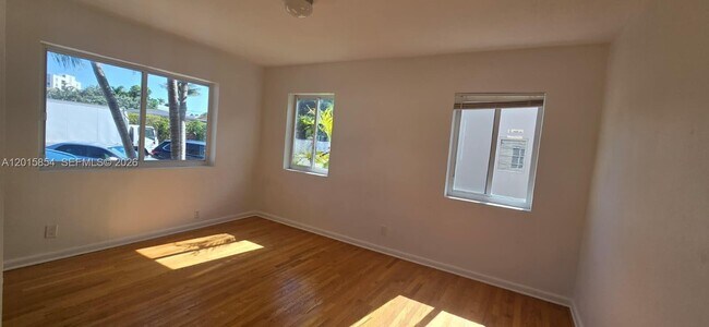 Building Photo - 615 82nd St
