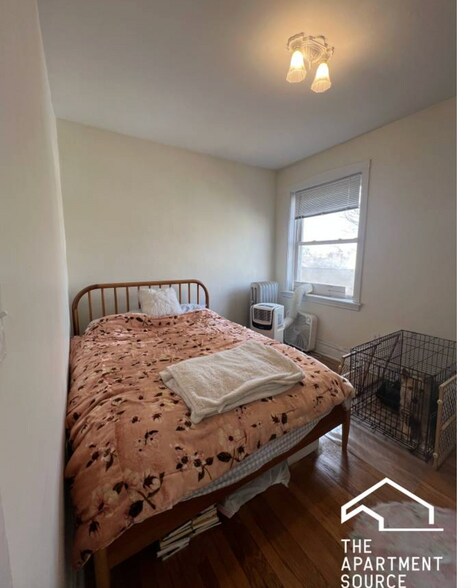 Building Photo - 2106 W Thomas St