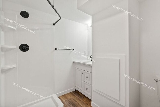 Building Photo - 4 Bedroom Bungalow Inner Northeast Portlan...