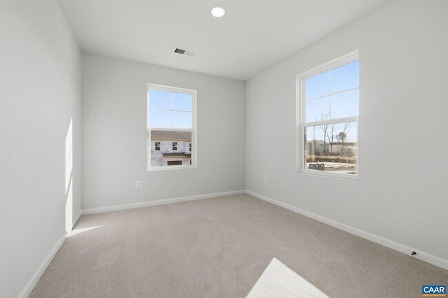 Building Photo - 59 Grayson Village Dr