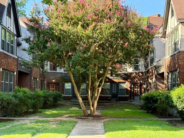 Primary Photo - Overton Garden Apartments