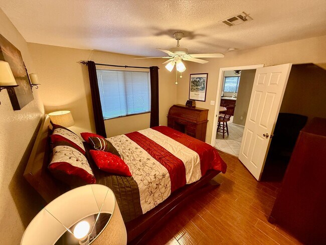 Building Photo - Furnished Condo in Rental Mesa Del Sol