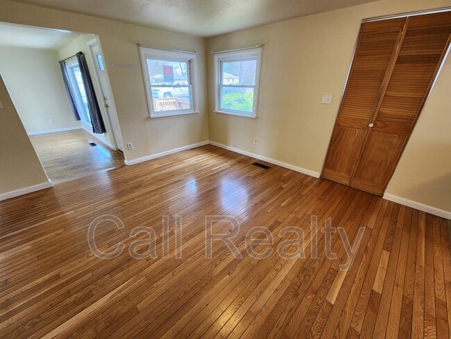 Building Photo - 1021 N Herald Rd