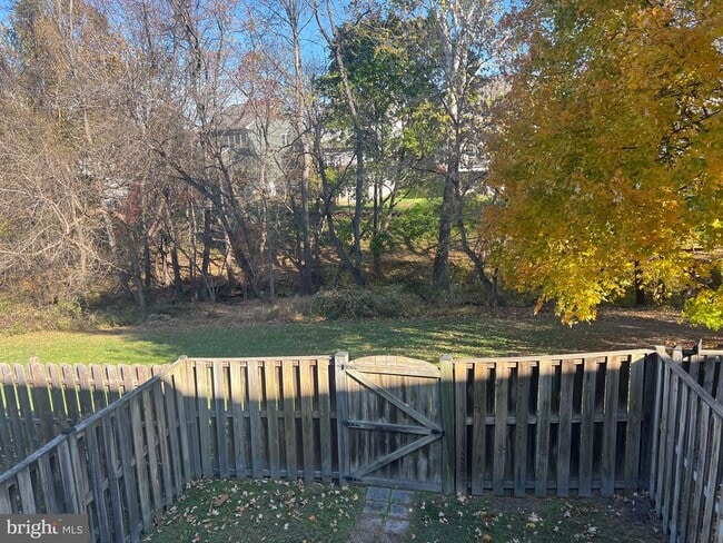 Building Photo - 9526 Bellhaven Ct