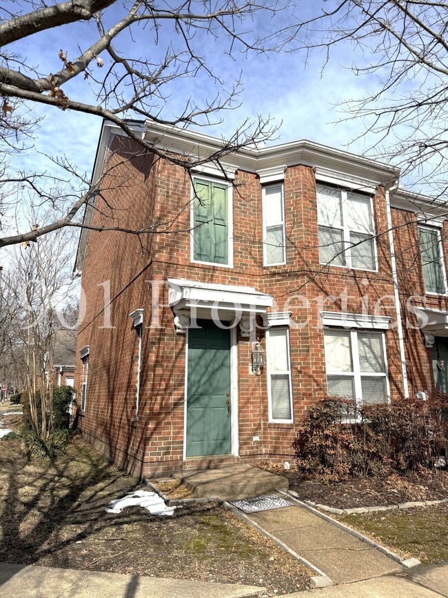 Building Photo - 44 Nottoway Blvd