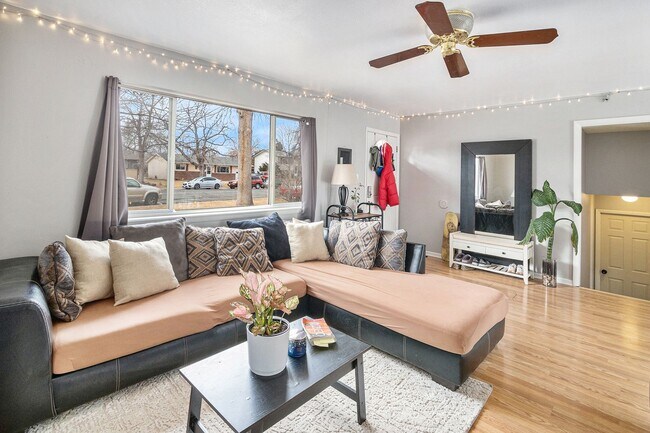 Building Photo - Beautiful 4-Bedroom Home in the P.O.E.T. Neighborhood - Available August 1, 2026!