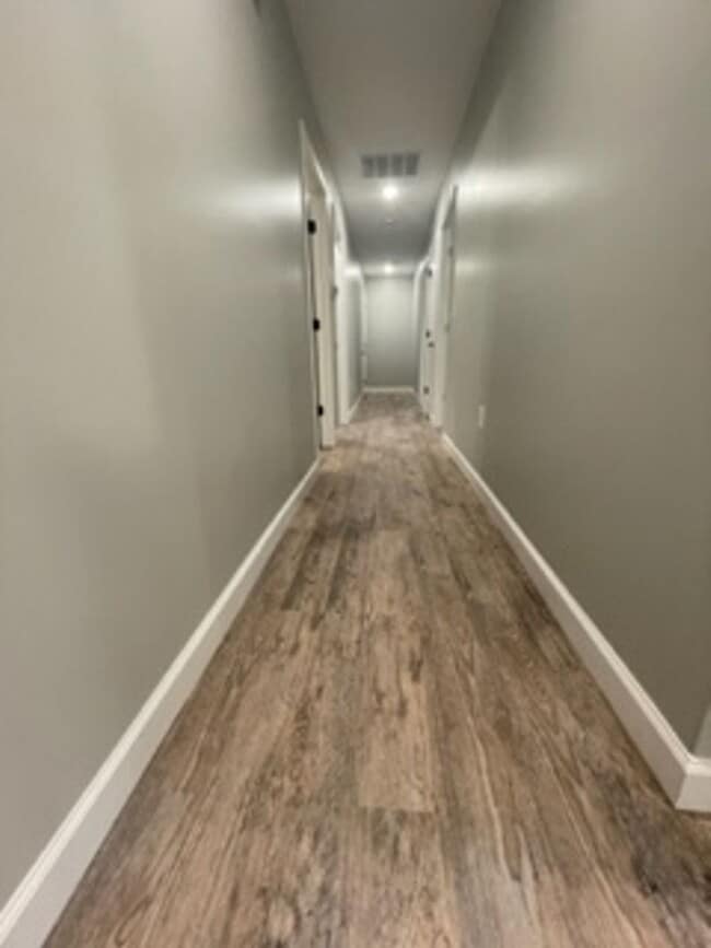 Building Photo - Italian Estates Property Management