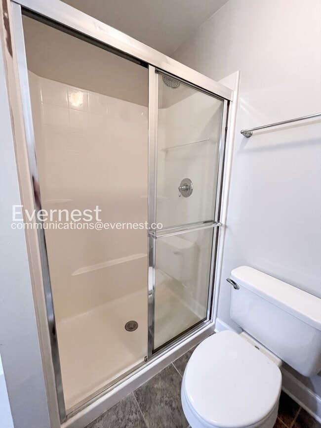 Building Photo - 7222 Althorp Way