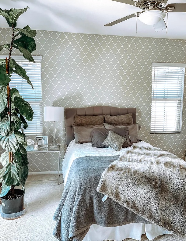 Building Photo - 2740 Bellezza Dr