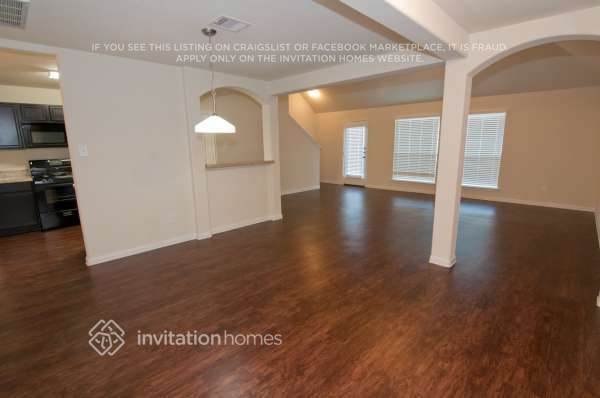 Building Photo - 2528 Open Range Dr