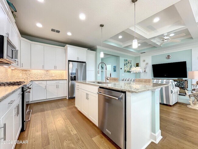 Building Photo - 329 Margaritaville Ave