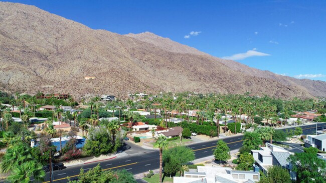 Building Photo - 2160 S Palm Canyon Dr