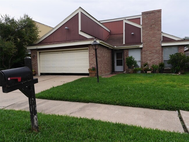 Building Photo - 11562 Willwood Dr