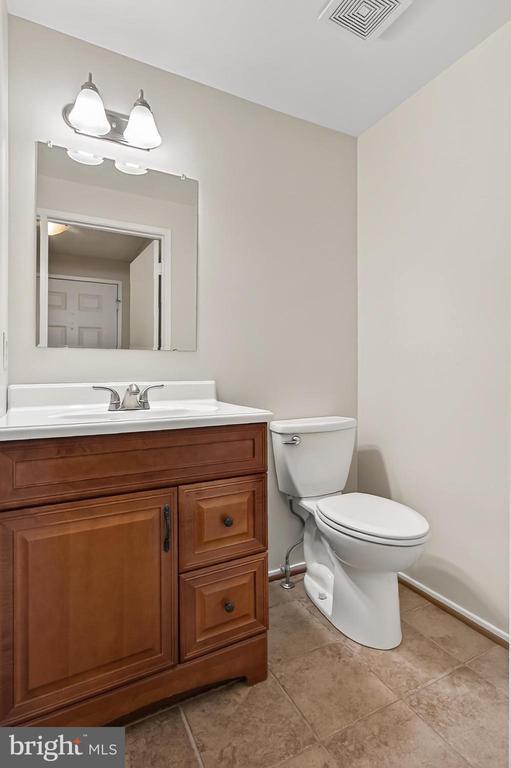 Building Photo - 337 Gundry Dr