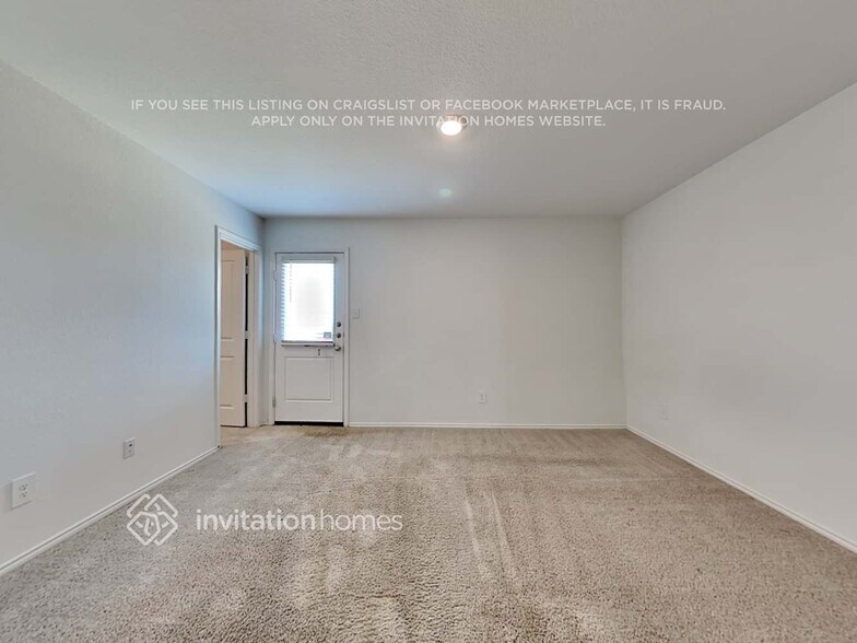 Building Photo - 3203 Crestone Dr