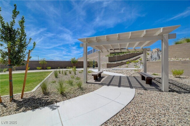Building Photo - 12470 Madison Pk Pl