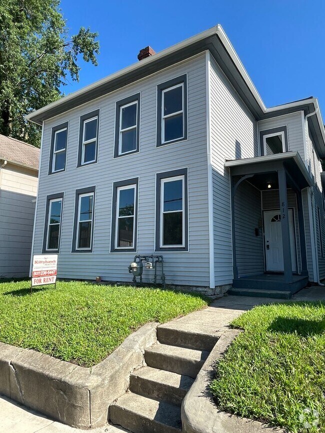 Building Photo - WNorthSt812-814
