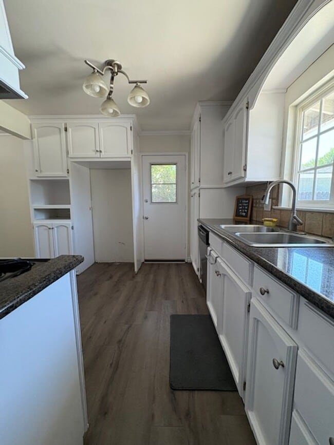 Building Photo - Redlands 4 Bedroom Home