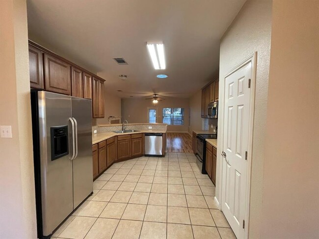 Building Photo - 1118 Boxwood Loop