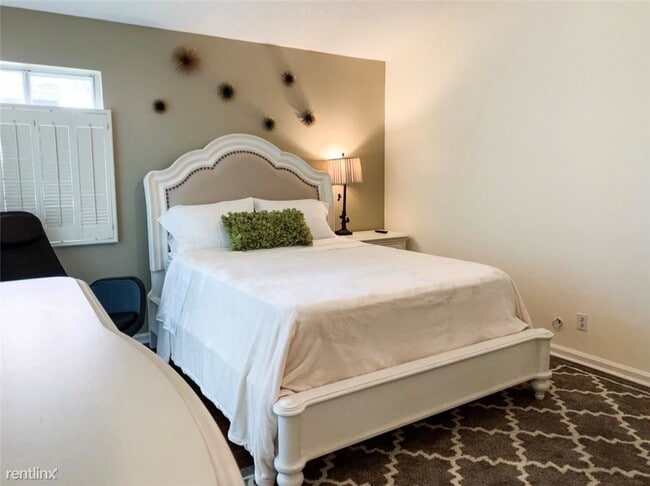Building Photo - 3 br, 2.5 bath Townhome - 6728 Boca Pines Trl