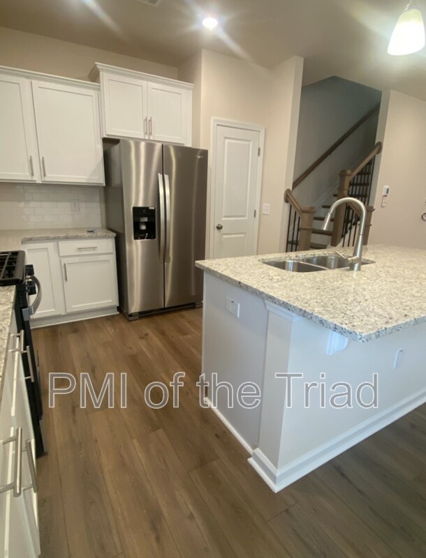 Building Photo - 4003 Beckton Trl