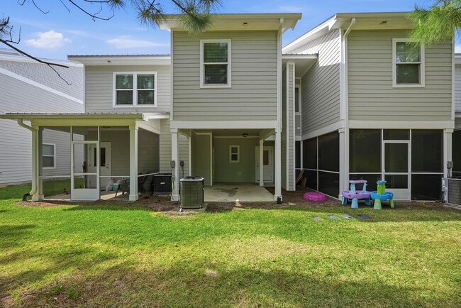 Building Photo - 246 N Sand Palm Rd