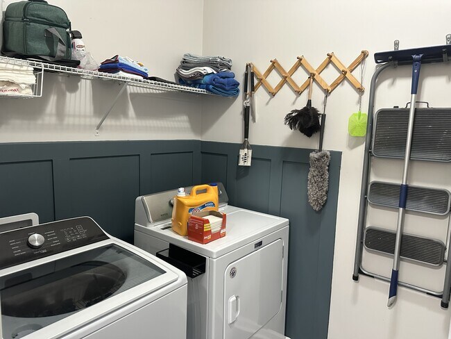 Building Photo - 27 Dove Run Dr