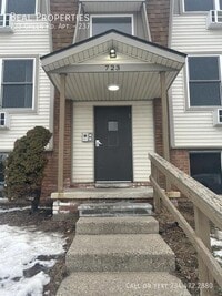 Building Photo - 723 Green Rd