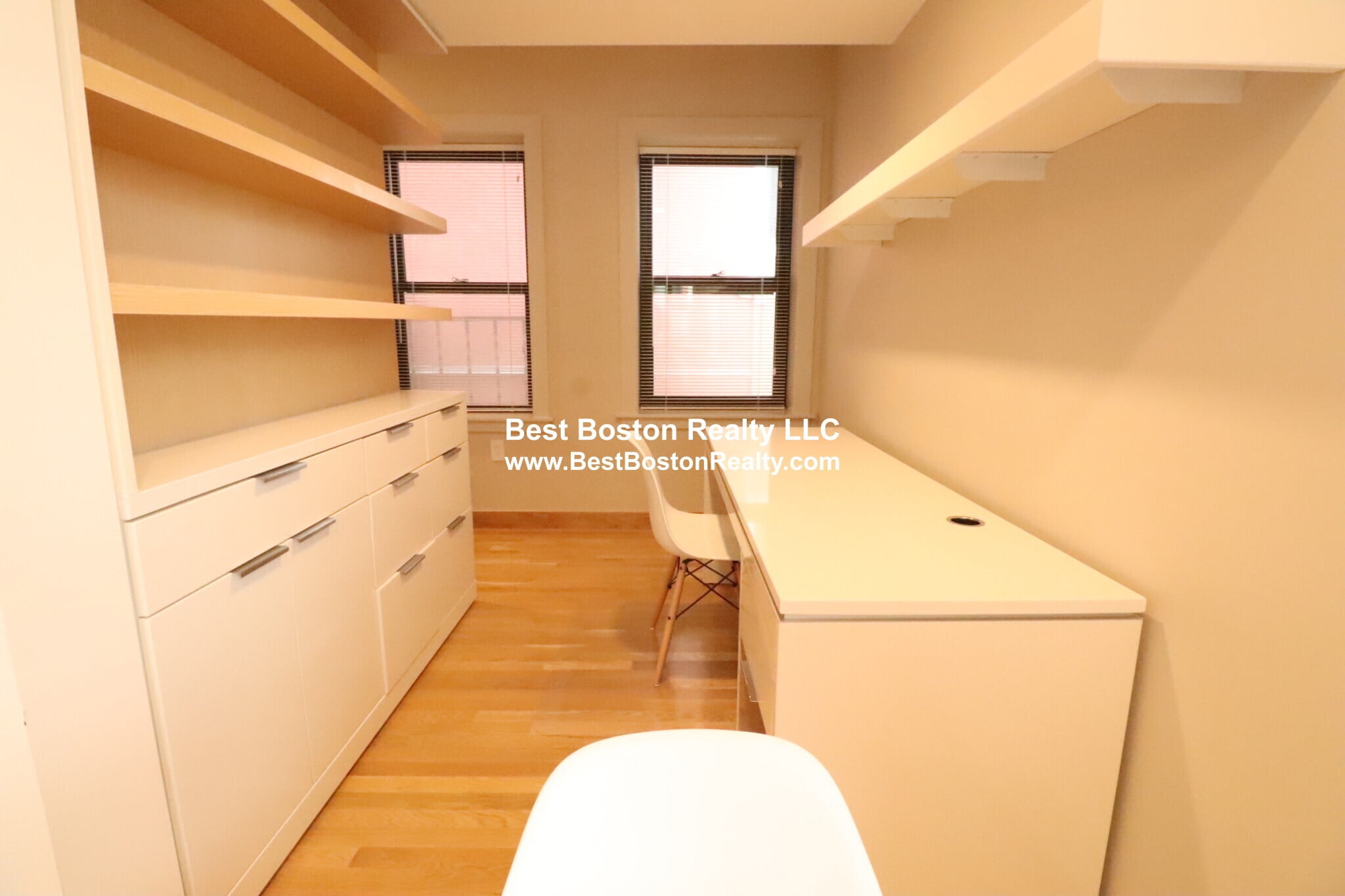 Building Photo - 115 Mt Auburn St