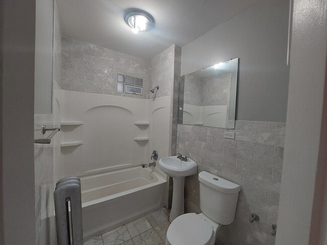 Building Photo - 3112 W 64th St