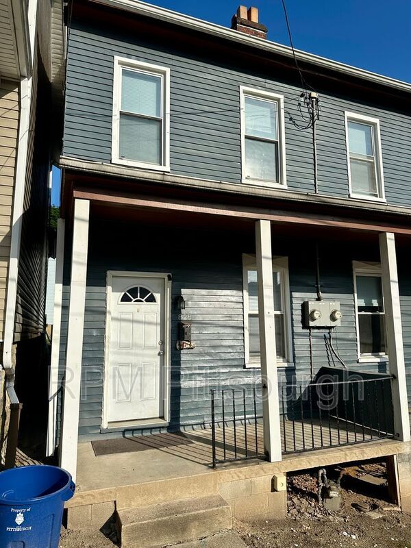 Building Photo - 828 Walbridge St