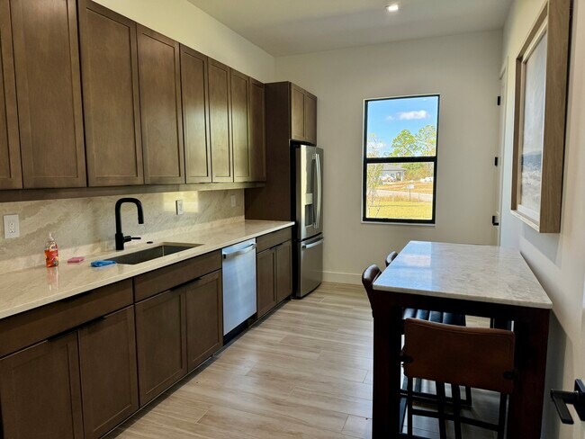 Building Photo - 13071 Georges Cay Pl