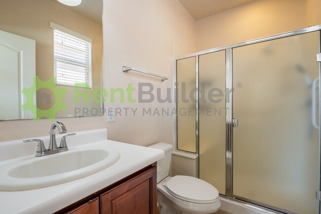 Building Photo - LEASE PENDING – PLEASE APPLY AT YOUR OWN D...