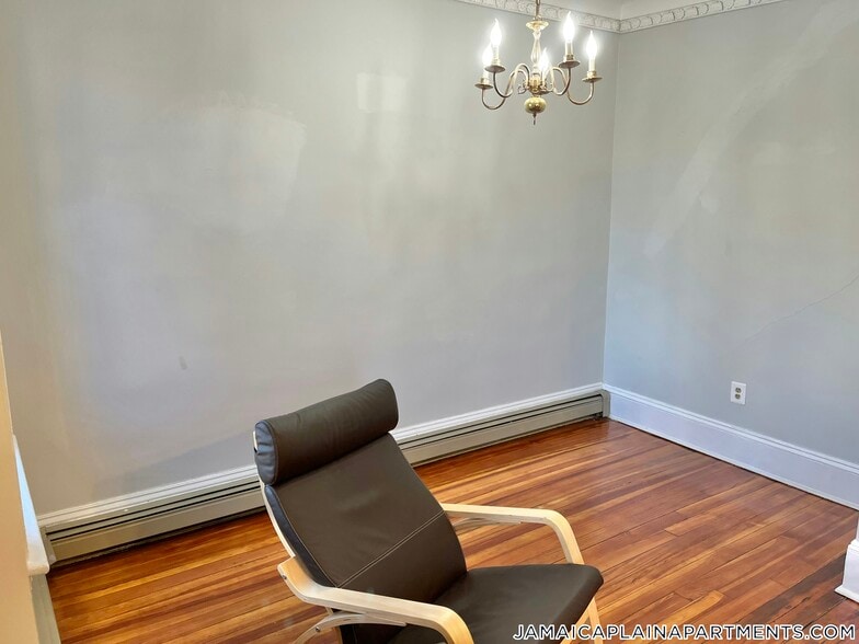 Building Photo - 11 Chilcott Pl