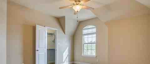 Building Photo - 725 Rembrandt Ct