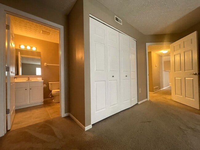 Building Photo - 5604 Cypress Chase