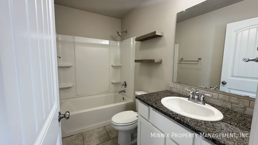 Building Photo - 7503 101st St