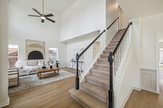 Building Photo - 6806 Flowermound Dr