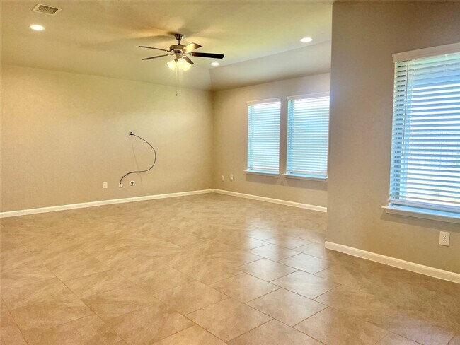Building Photo - 21026 Albany Landing Ln