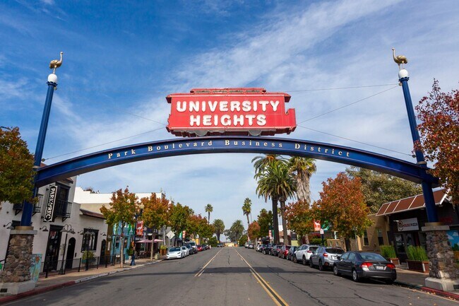 Primary Photo - Charming 2 Bedroom in University Heights w...
