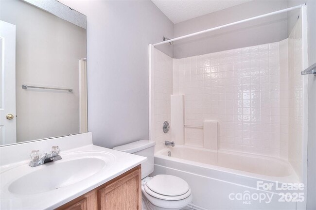 Building Photo - 8829 Gerren Ct