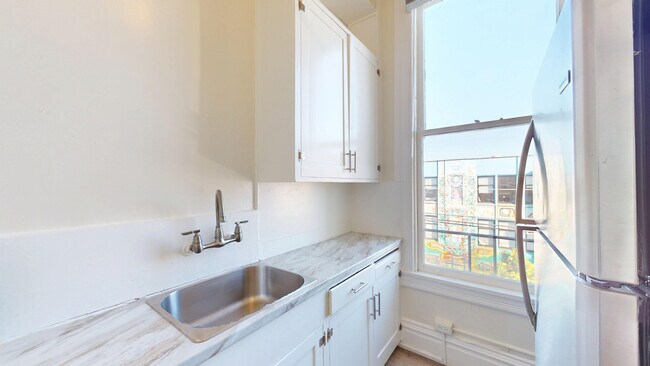 Building Photo - 862 Shotwell St